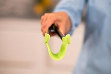 Load image into Gallery viewer, Clever Tongs